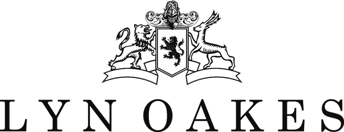 Lyn Oakes Logo